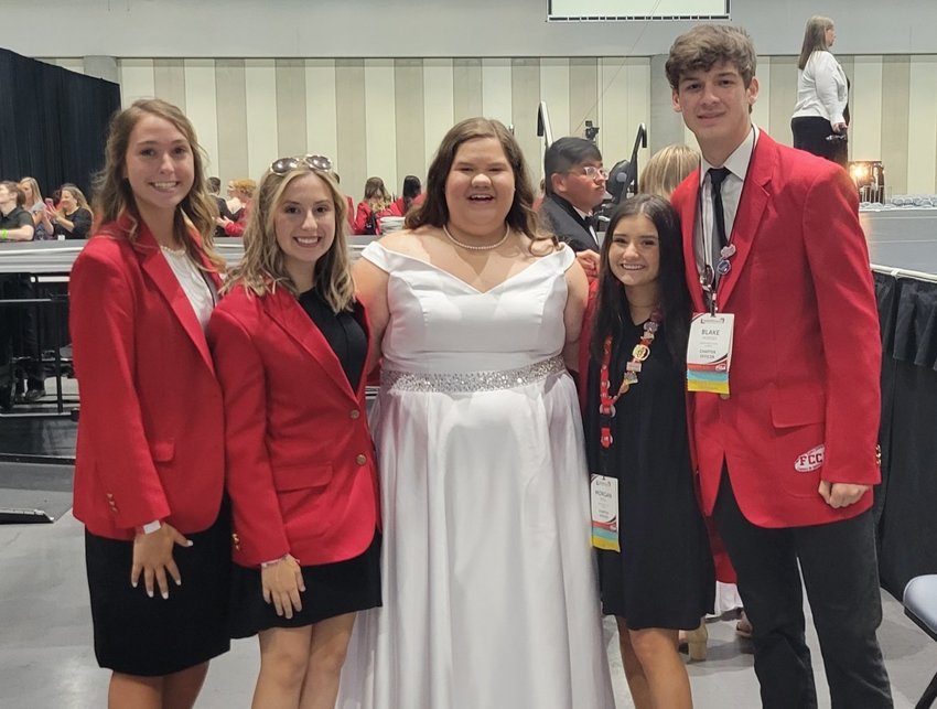 5 Elberta High School students excel at National FCCLA conference